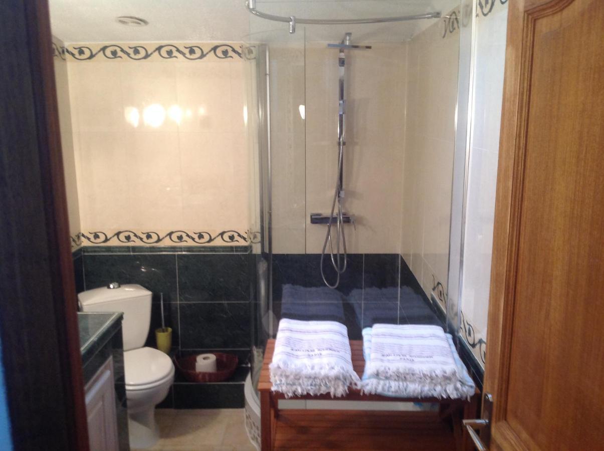 Chambre D Hote Entre Cigale Et Pagnol Daire Peypin Dış mekan fotoğraf