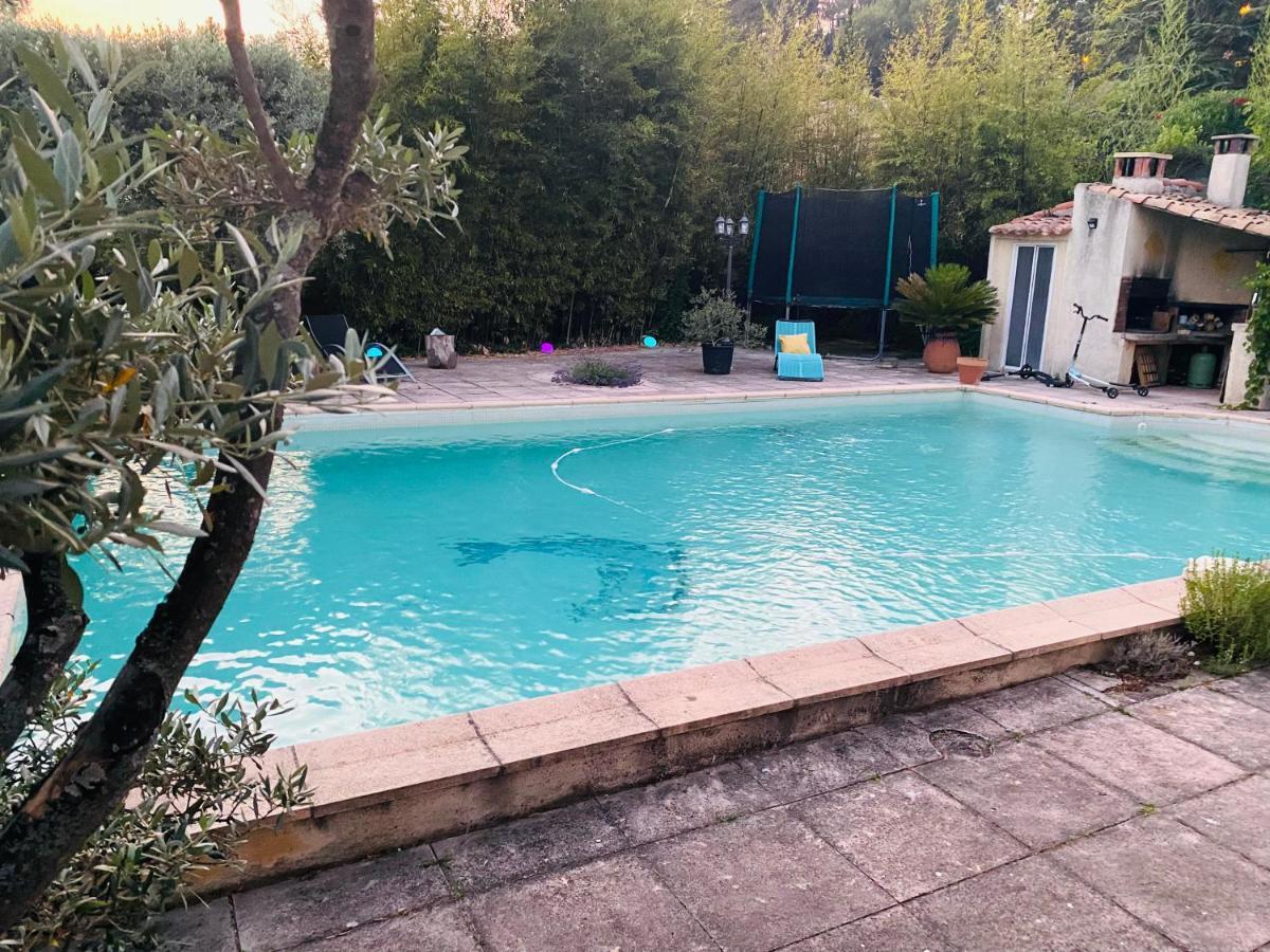 Chambre D Hote Entre Cigale Et Pagnol Daire Peypin Dış mekan fotoğraf